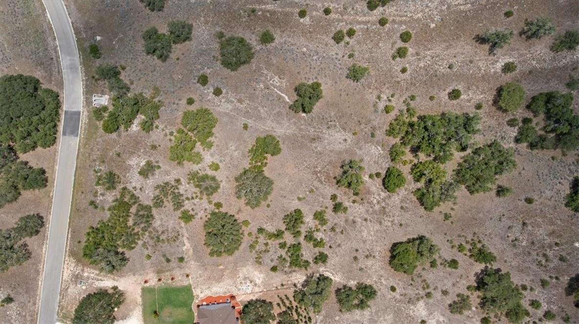 16 Summit Spring LN, Johnson City, TX 78636