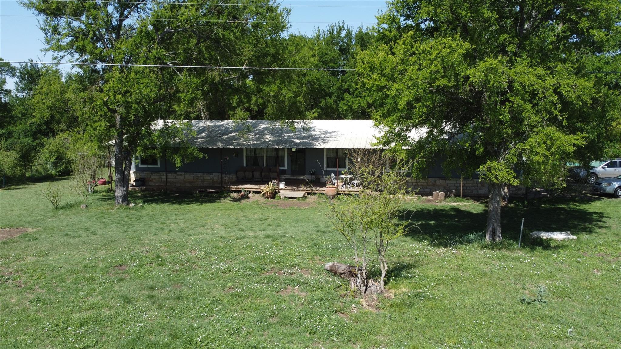 240 County Road 344, Jarrell, TX 76537