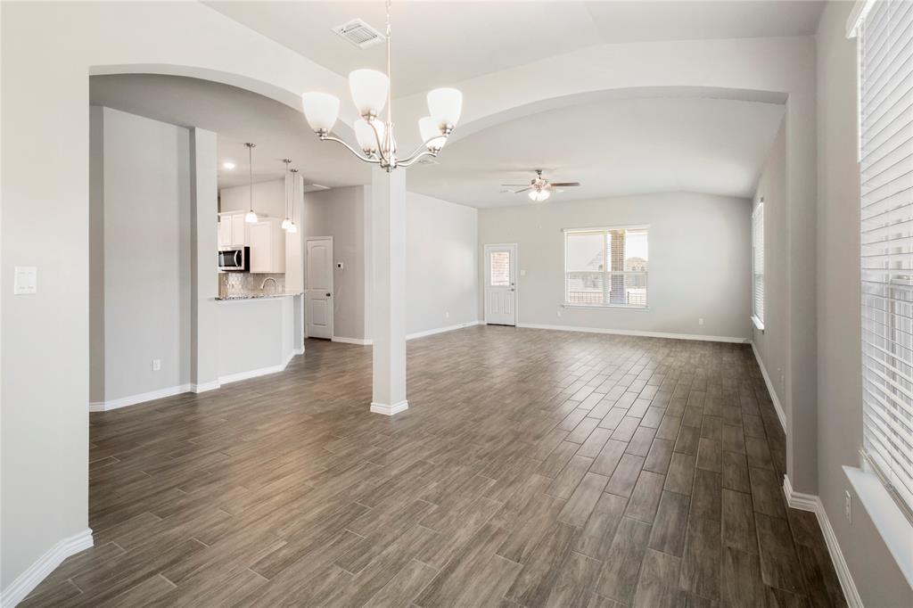 5717 Imogen DR, Belton, TX 76513