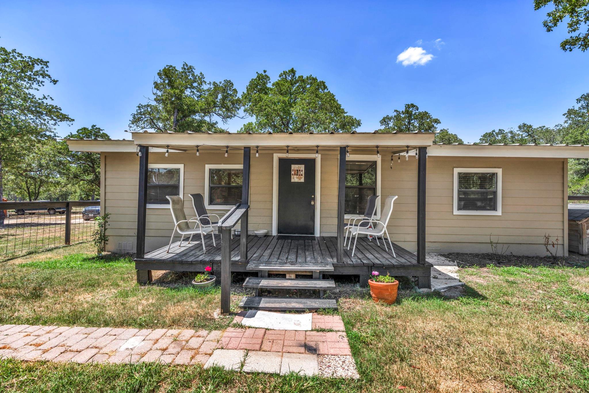 148 Milam LN, Bastrop, TX 78602
