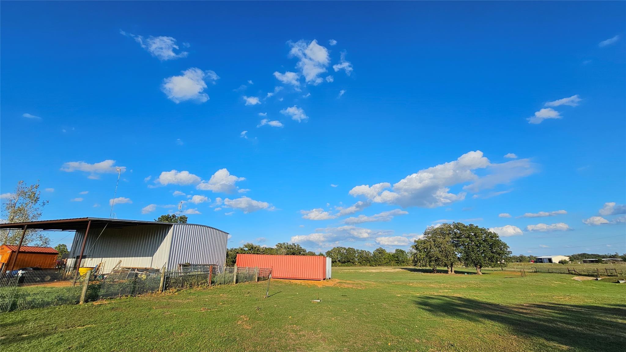 5280 County Road 320, Rockdale, TX 76567