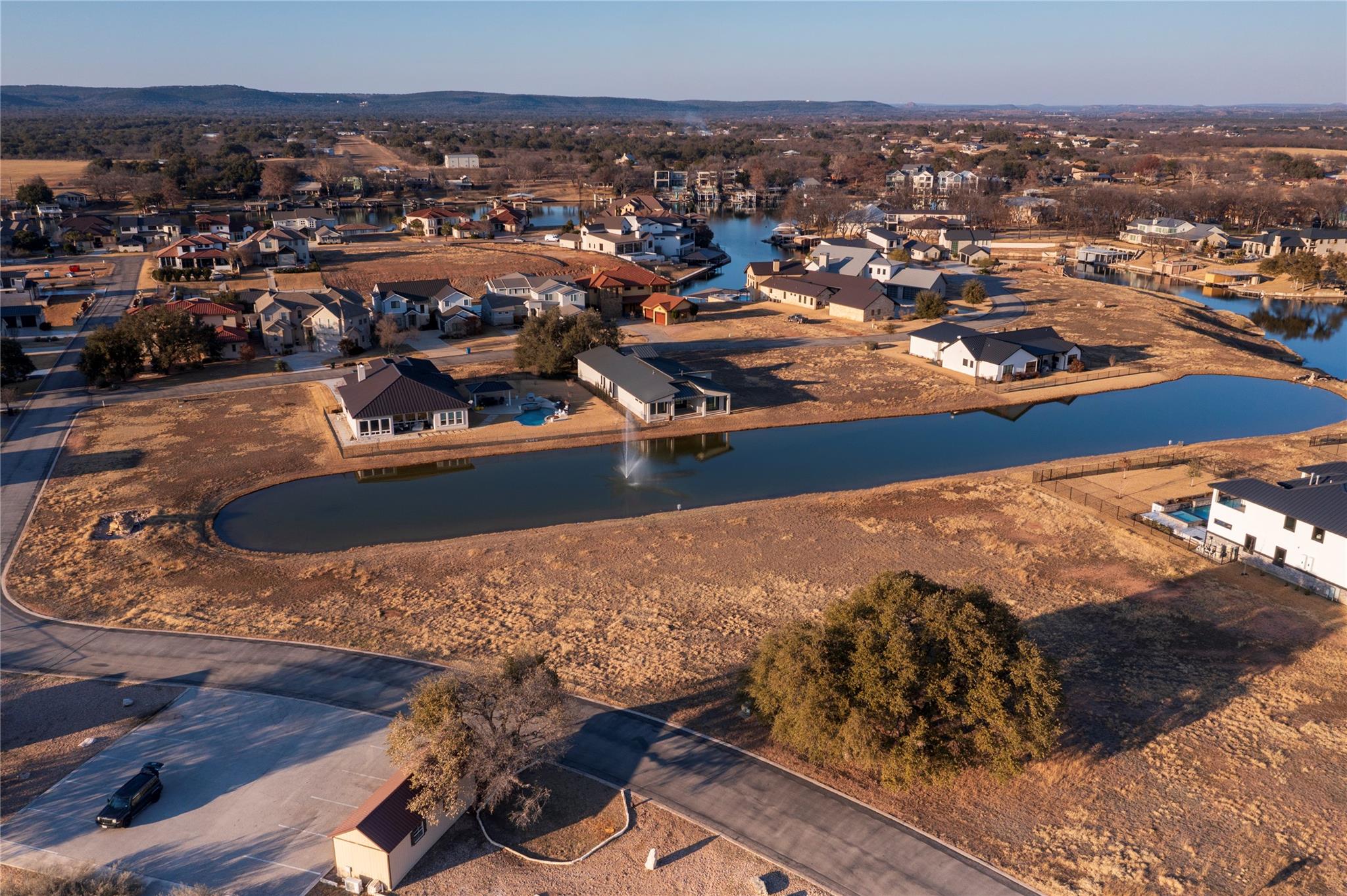 56 Clearwater DR, Kingsland, TX 78639