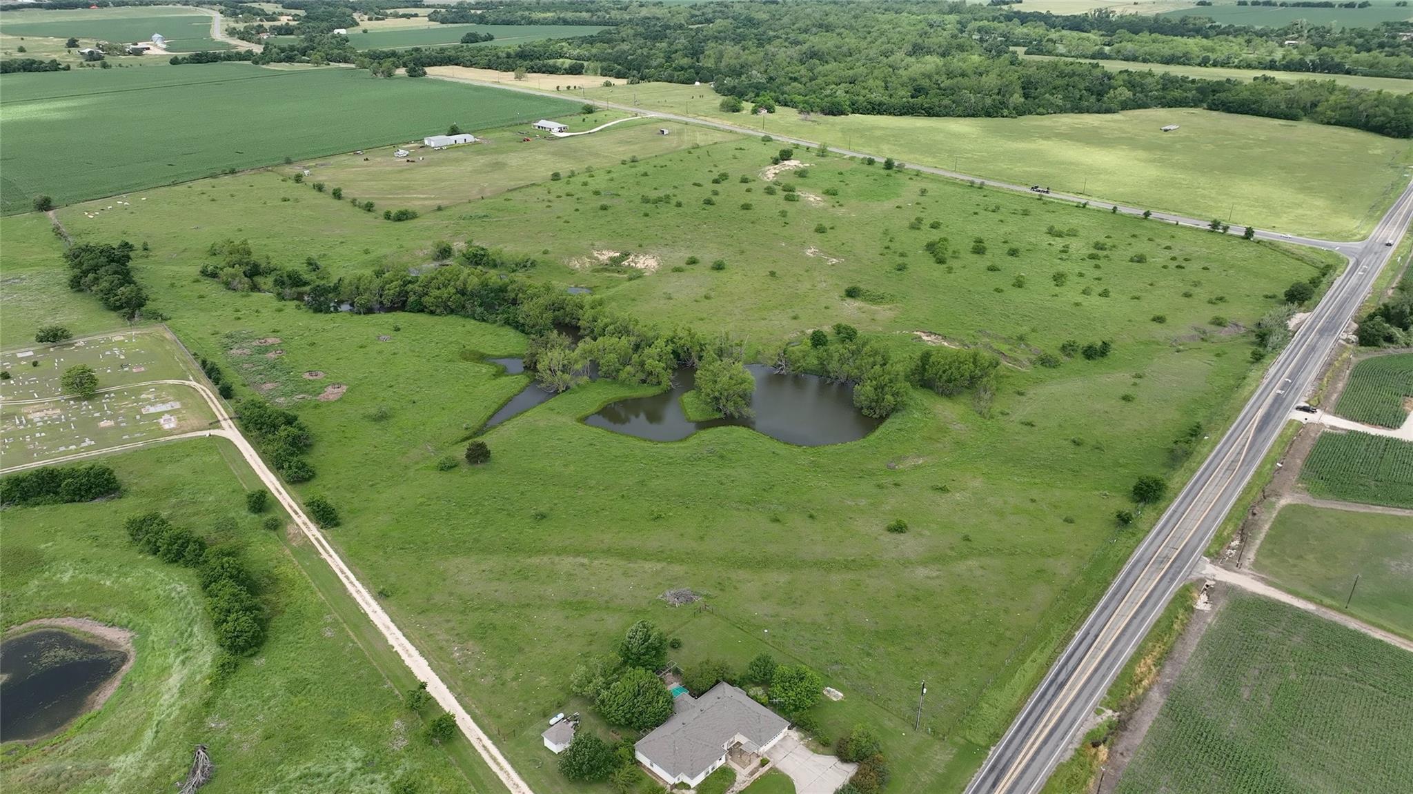 253 Fm 1331, Thorndale, TX 76577