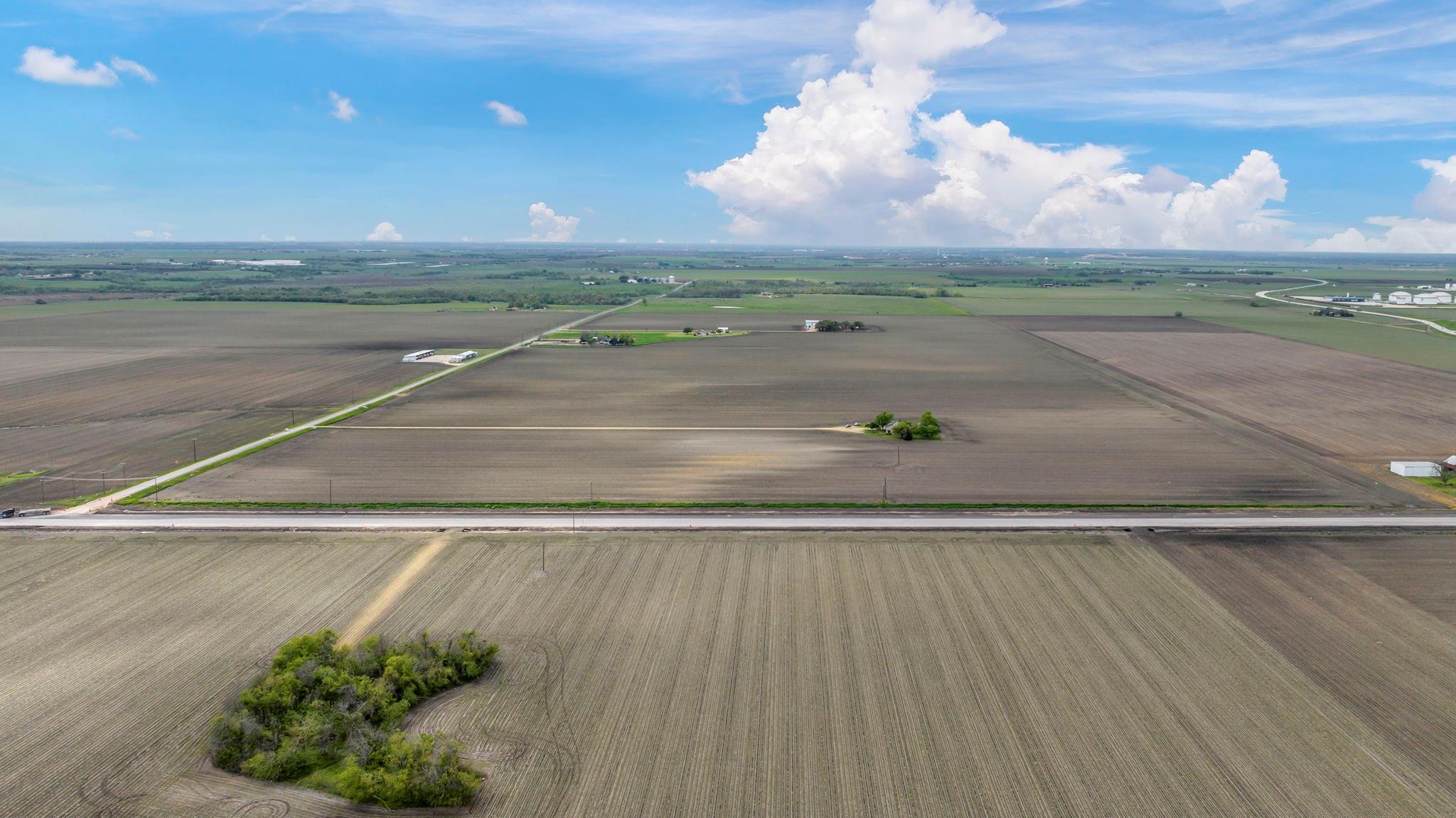 3255 County Road 369, Taylor, TX 76574