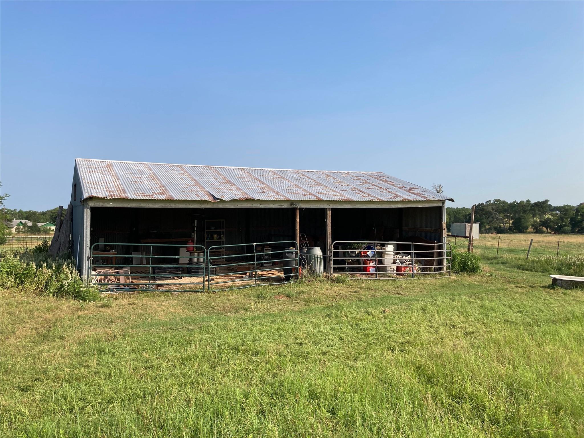 174 Wilson RD #A, Elgin, TX 78621