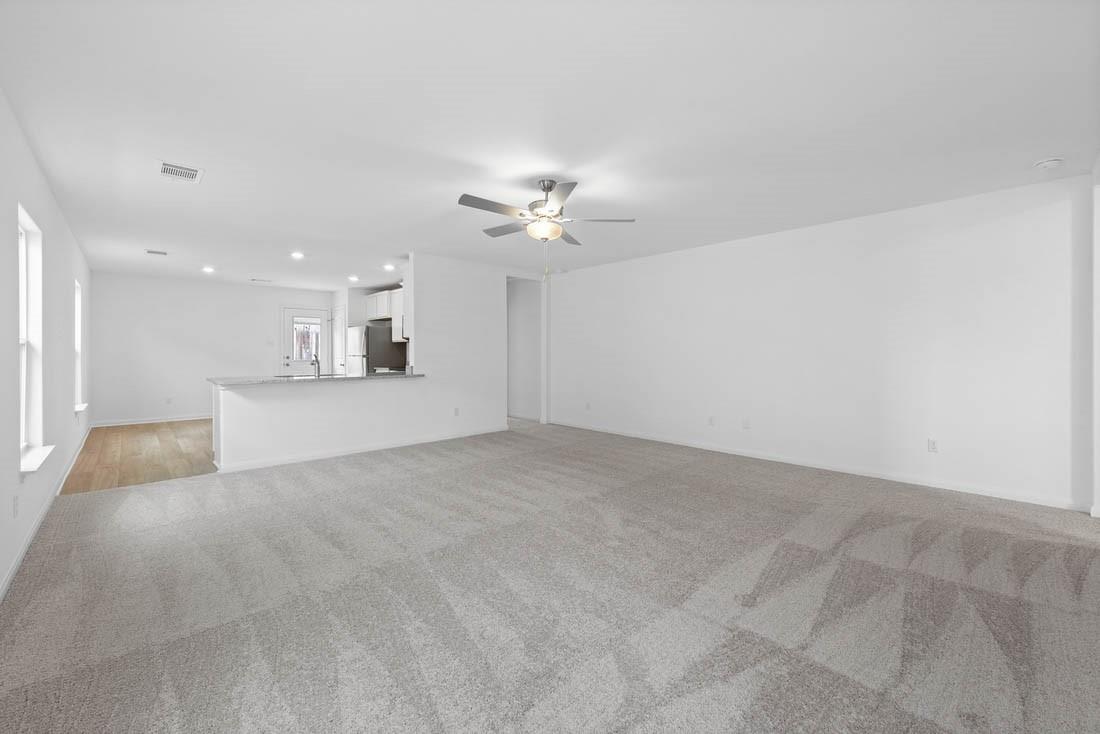 144 Morrison DR, Jarrell, TX 76537