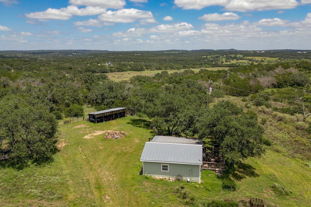 691 Grape Creek RD, Johnson City, TX 78636