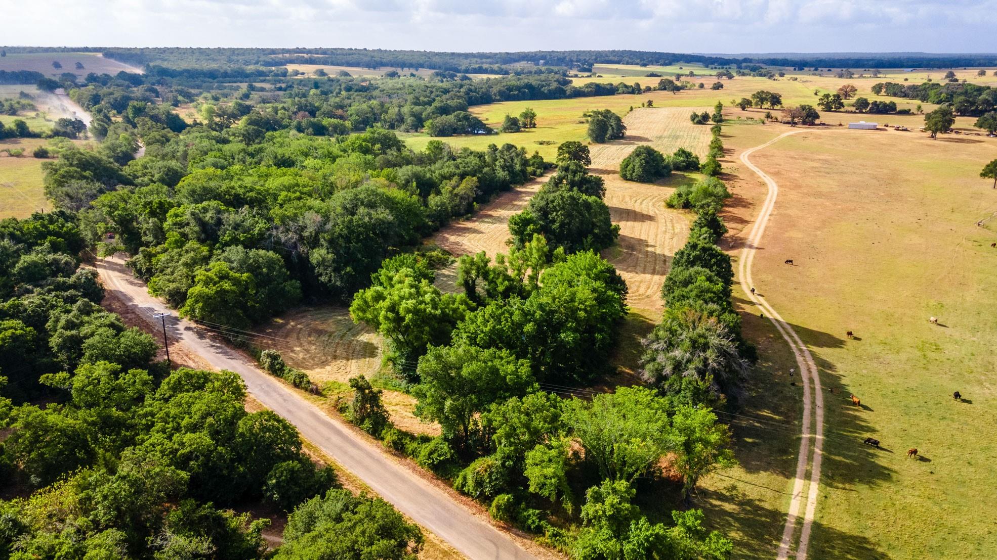 000 County Road 322, Milano, TX 76556