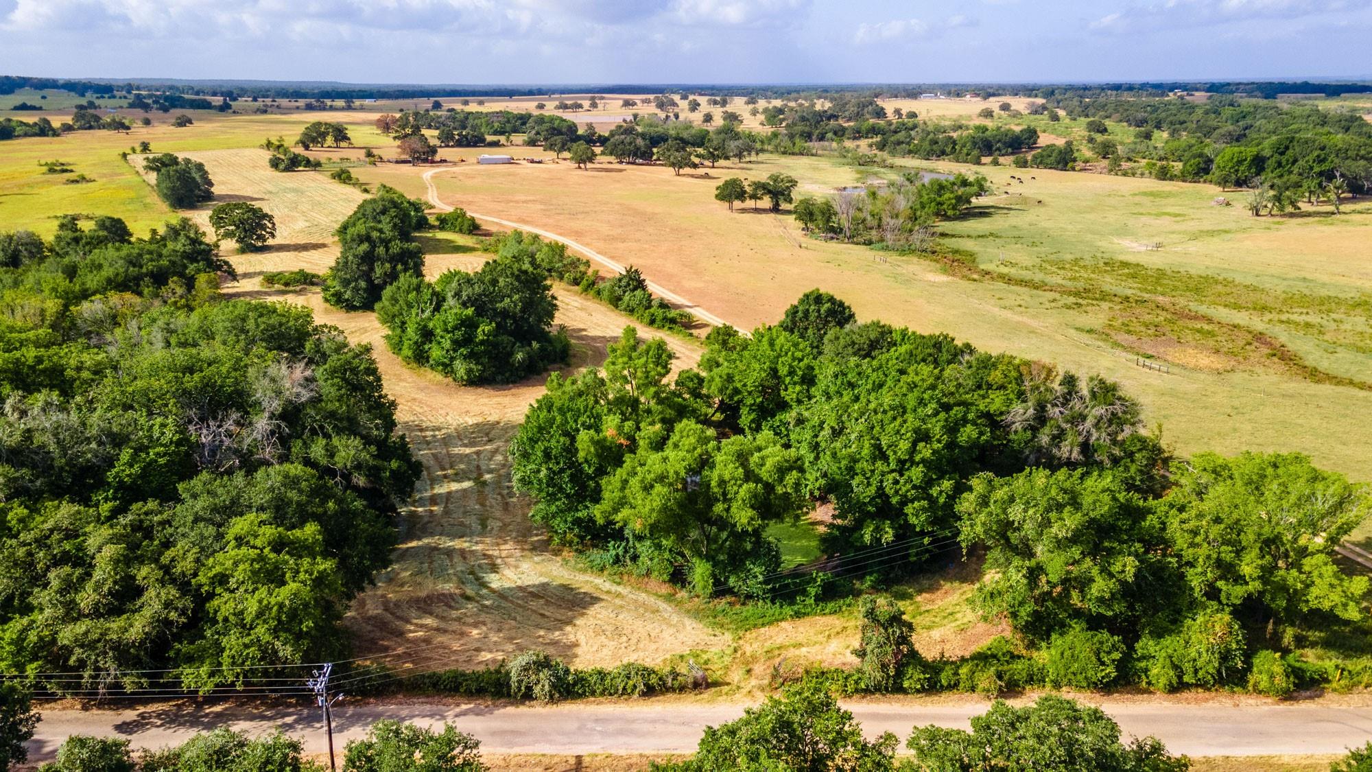 000 County Road 322, Milano, TX 76556