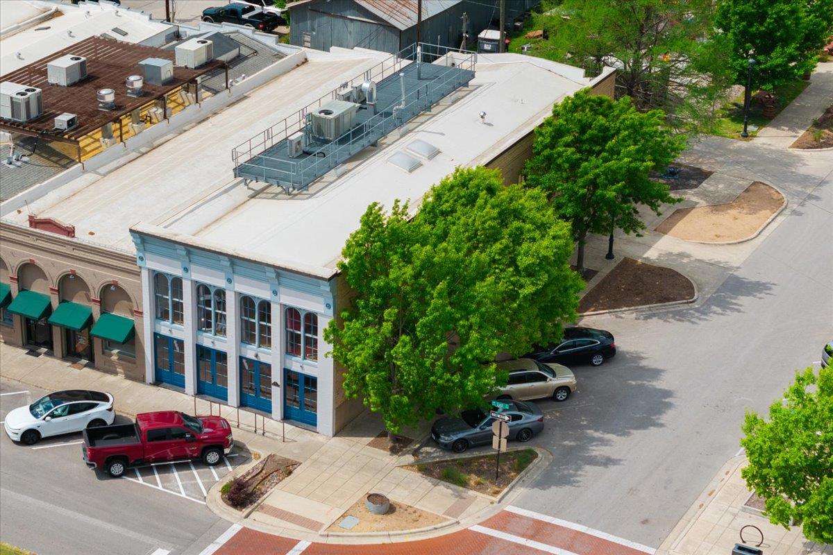 117 East ST, Hutto, TX 78634