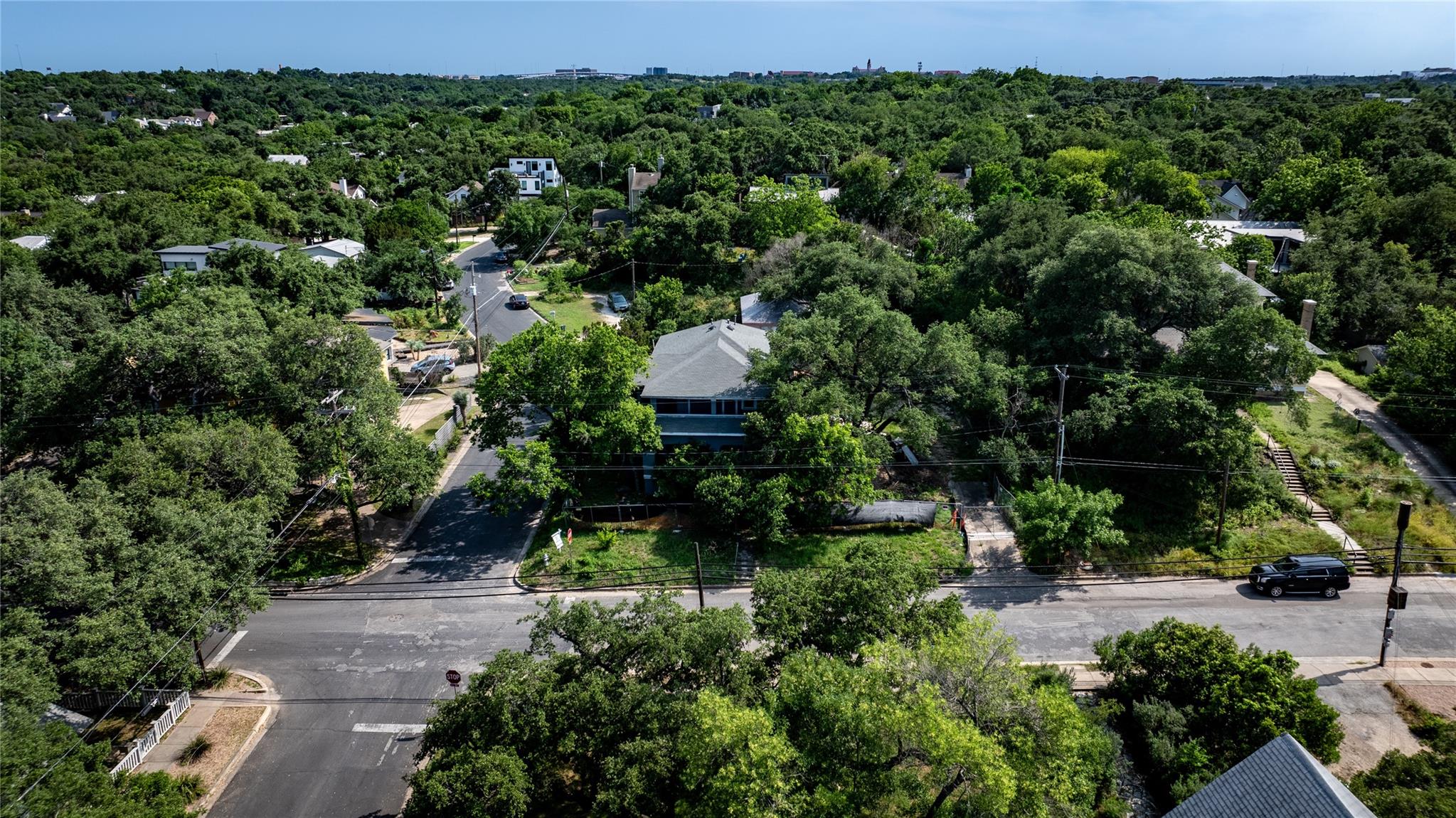 407 E Monroe ST, Austin, TX 78704