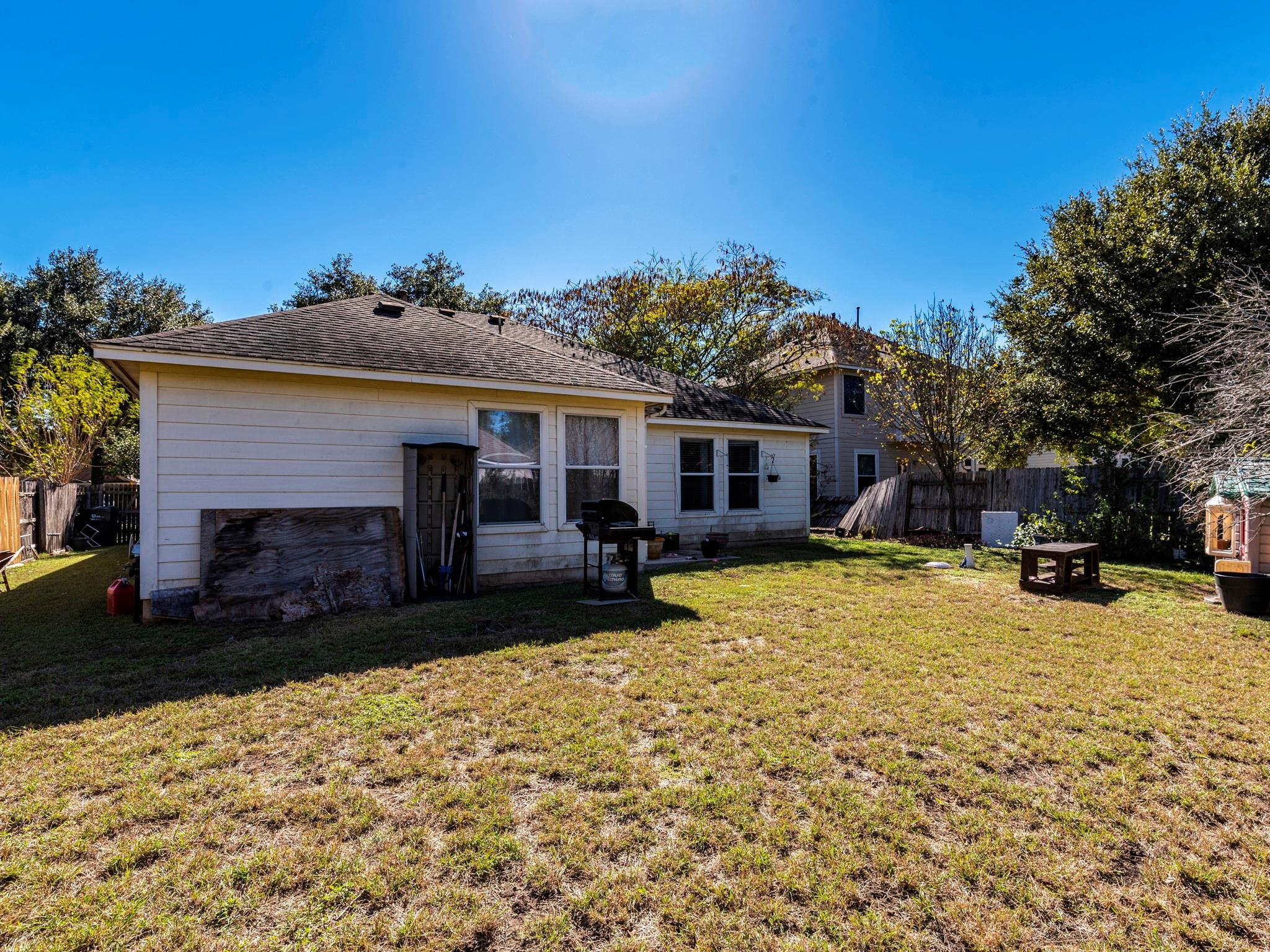 172 Winter ST, Kyle, TX 78640