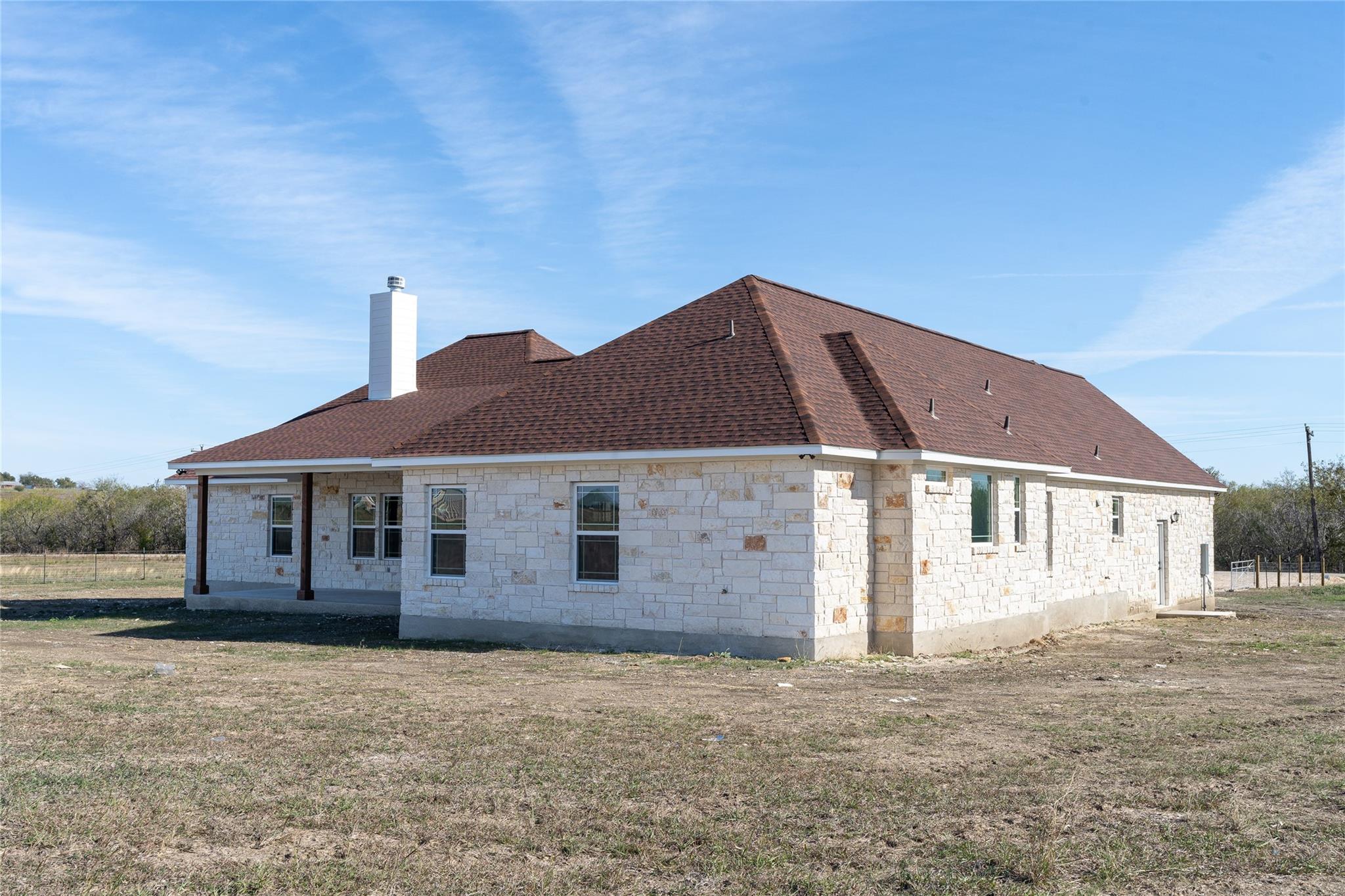 1000 Black Ankle RD, Lockhart, TX 78644