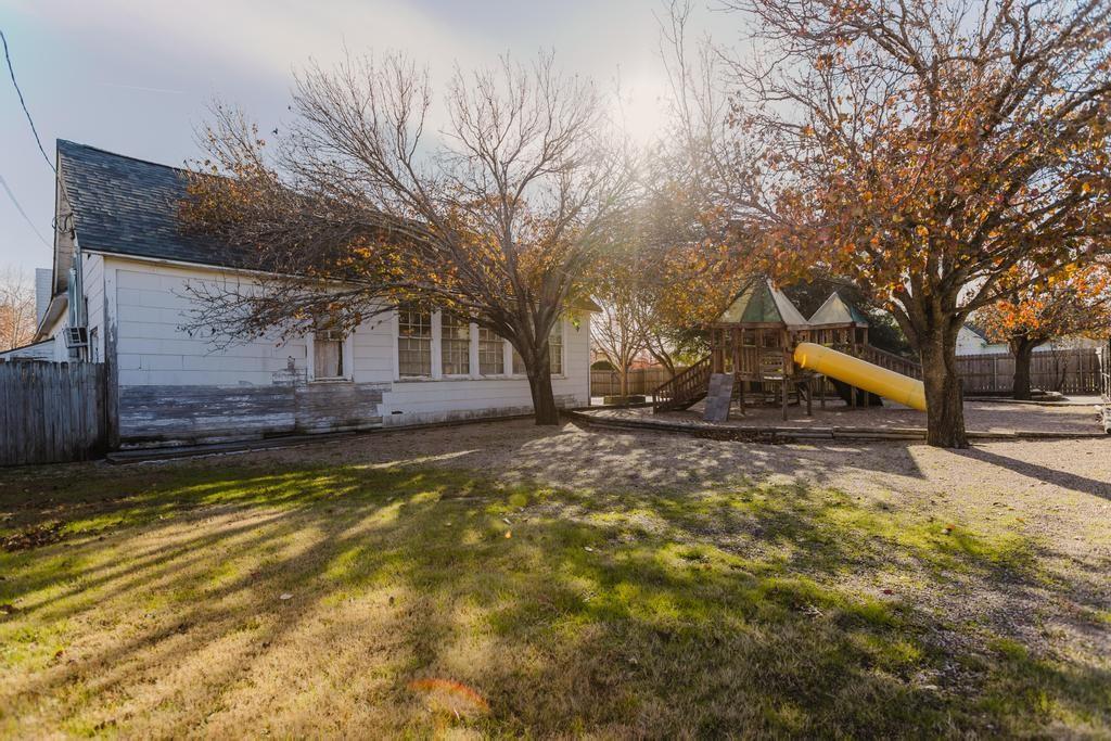 208 Farley ST, Hutto, TX 78634