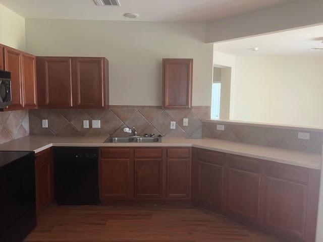 1111 Lincoln Sparrow CV, Pflugerville, TX 78660
