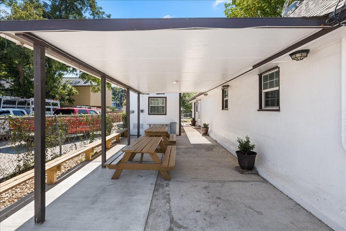 2607 E 5th ST, Austin, TX 78702