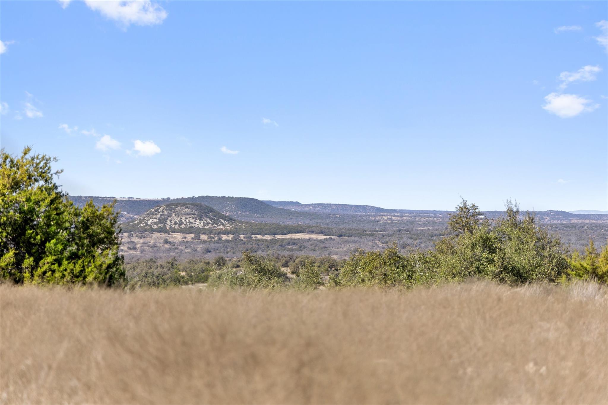 9069 Ranch Road 1323 RD, Fredericksburg, TX 78624