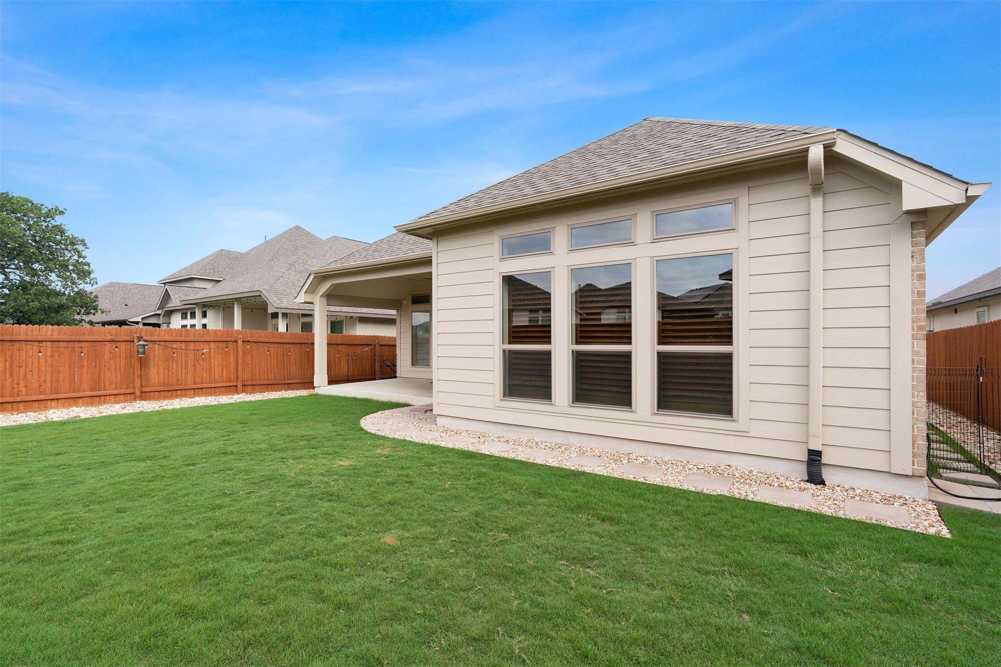 405 Glen Arbor DR, Liberty Hill, TX 78642