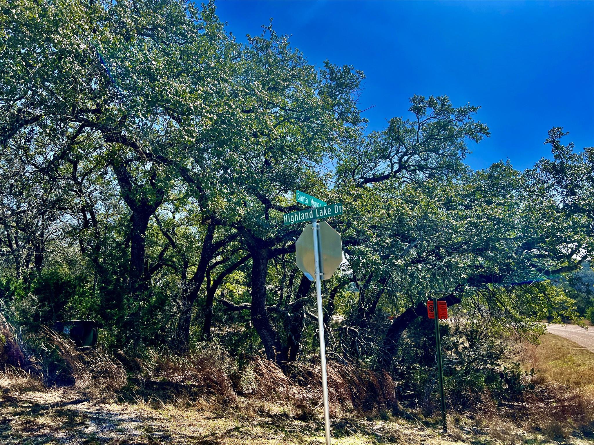 21300 Highland Lake DR, Lago Vista, TX 78645