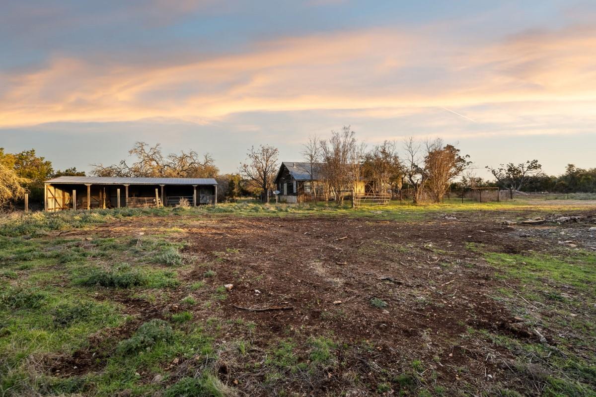 3003 Old Red Ranch RD, Dripping Springs, TX 78620