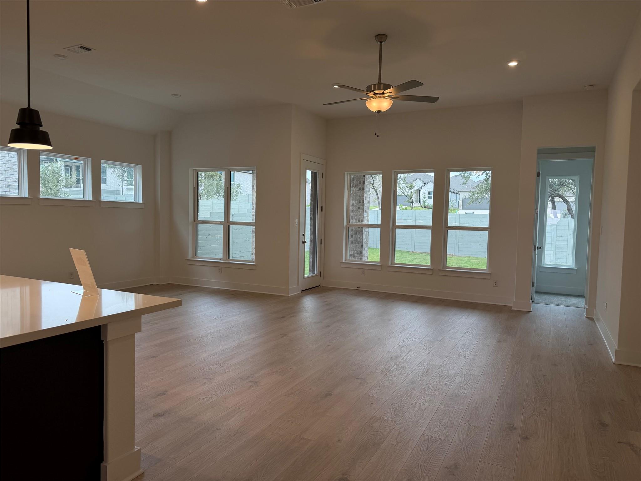 501 Texas Sky DR, Georgetown, TX 78628