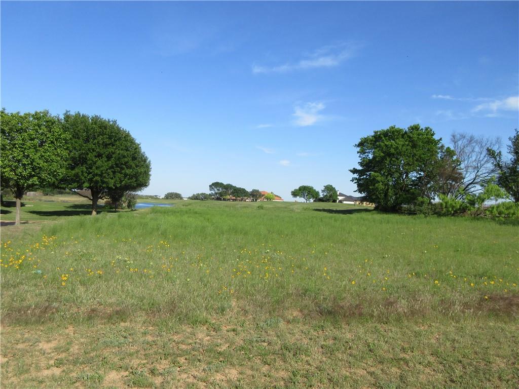1905 Lauren DR, Spicewood, TX 78669