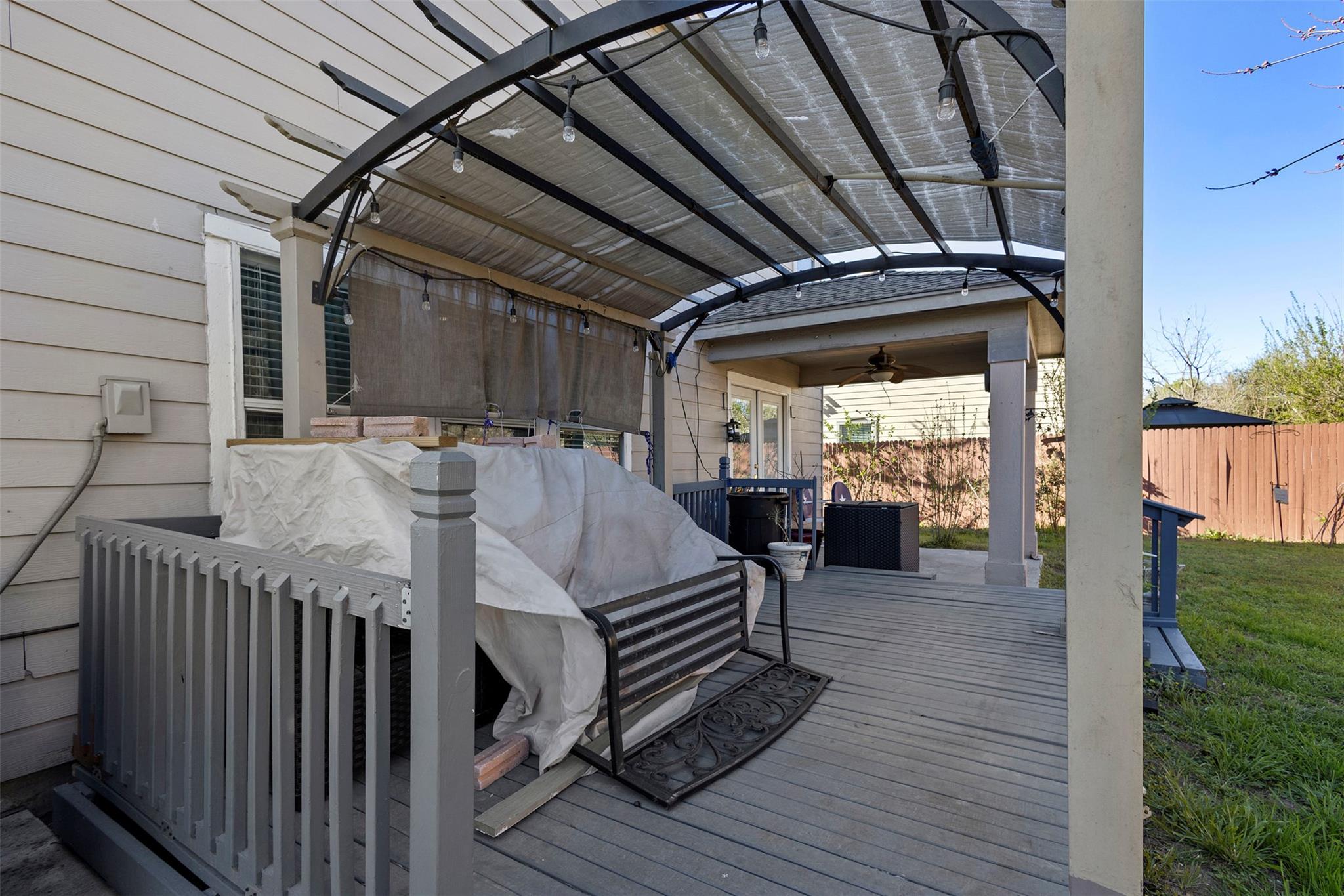 100 Lexington RD, Kyle, TX 78640