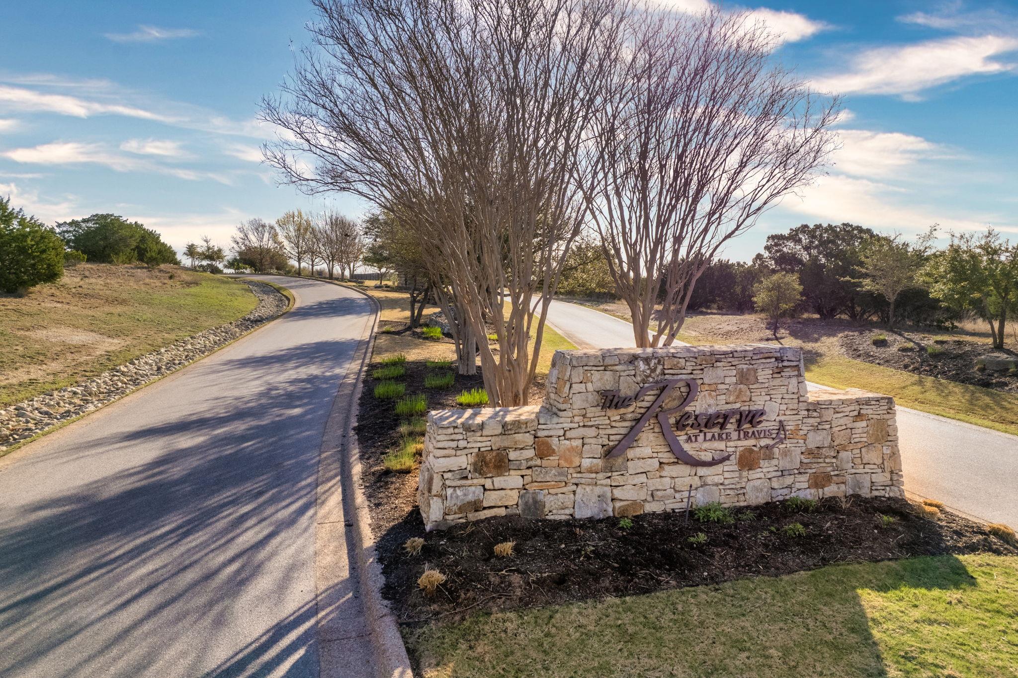 19517 Flying J BLVD #2, Spicewood, TX 78669