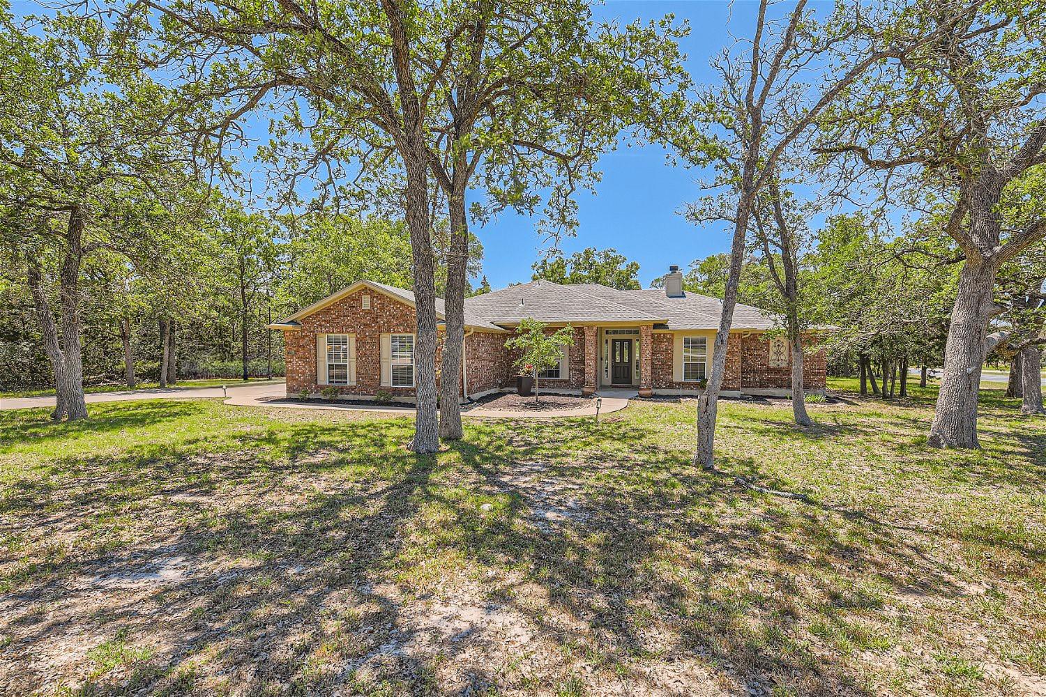 103 Hornsby TRL, Bastrop, TX 78602