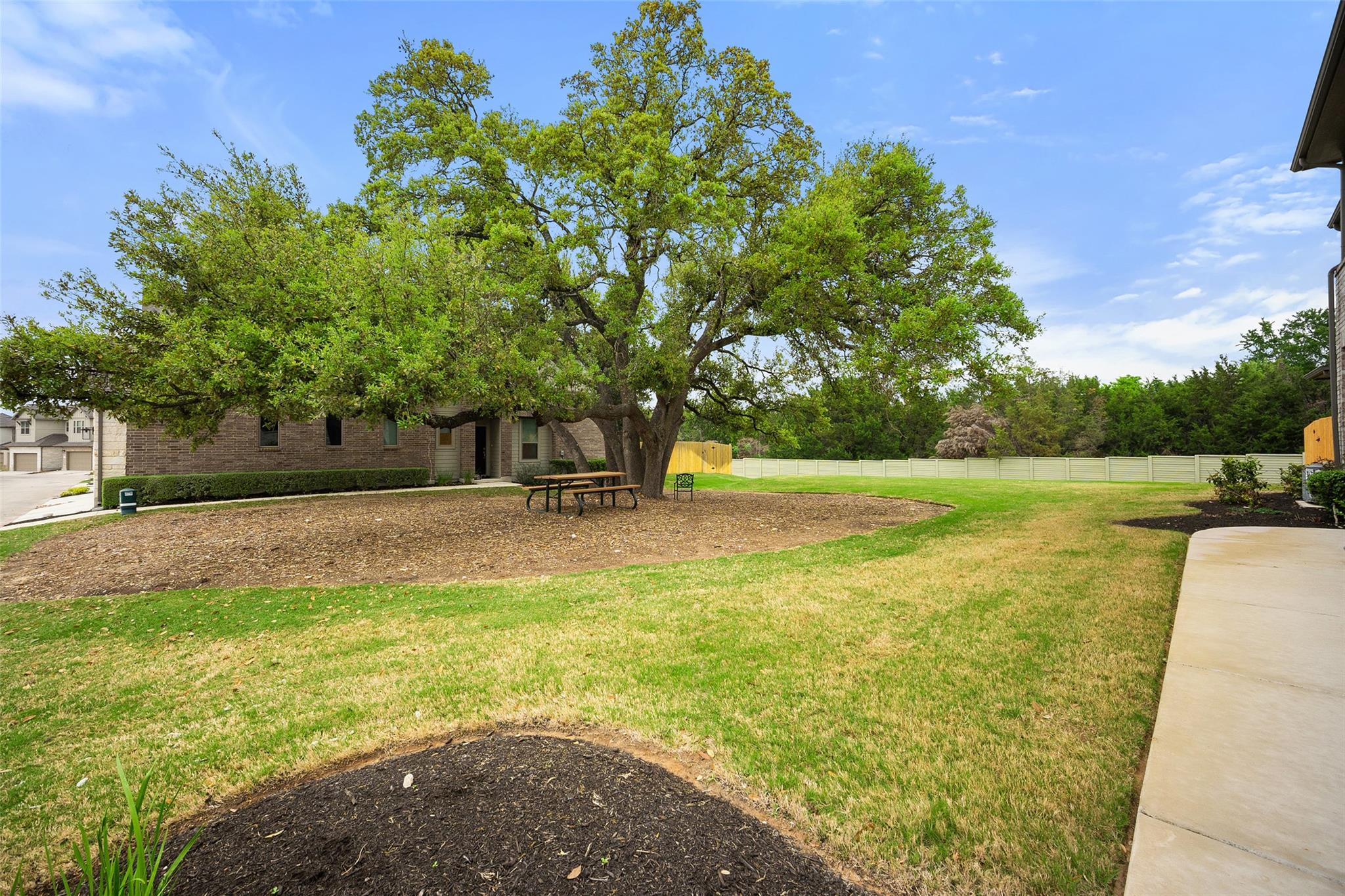 2500 Forest Creek DR #2501, Round Rock, TX 78665