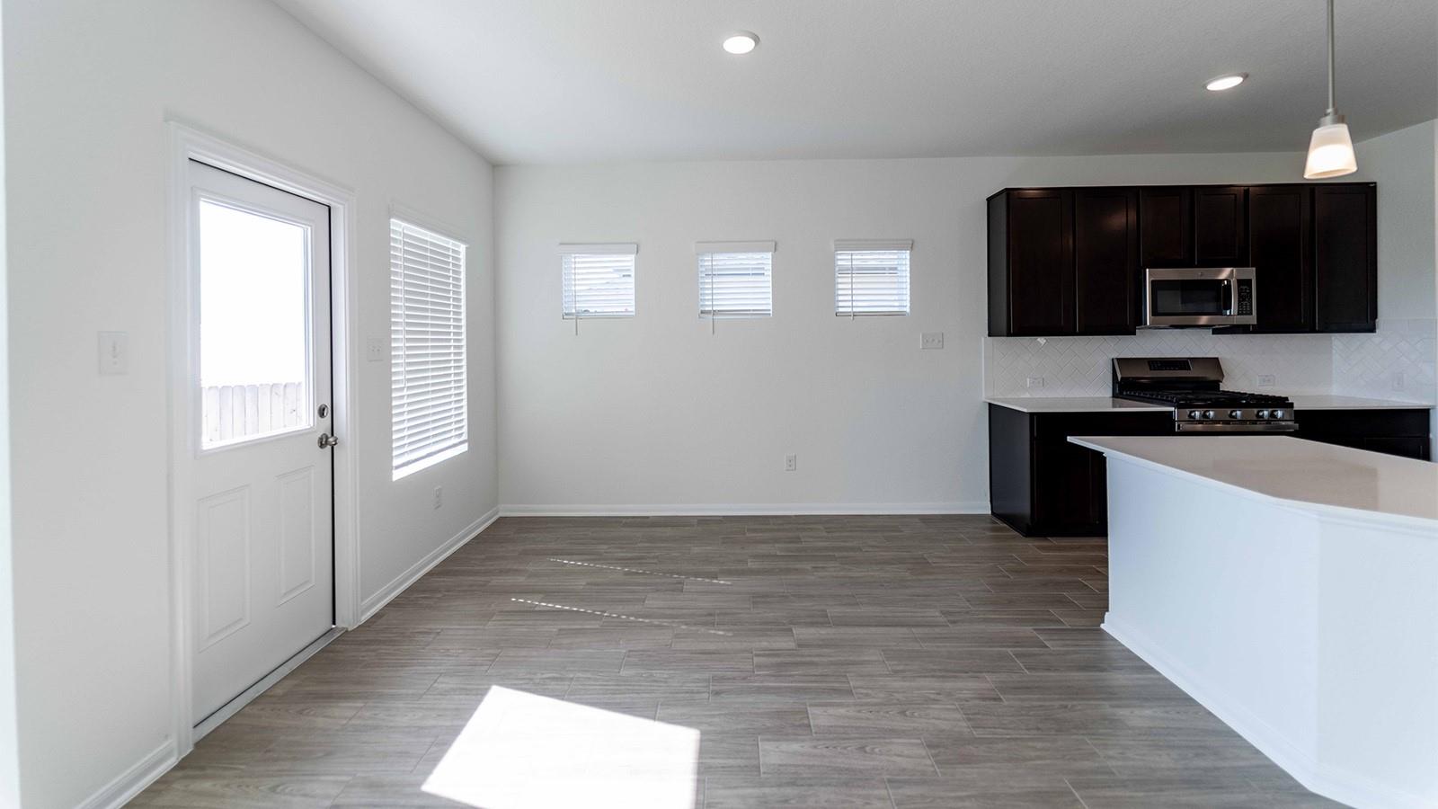 13613 Endless Narrow LN, Elgin, TX 78621