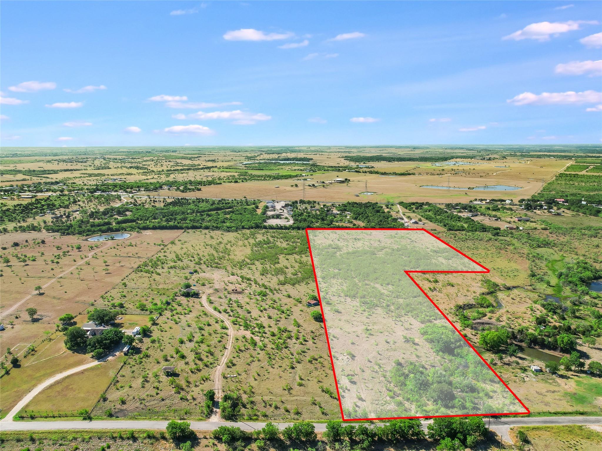 500 Schubert LN, Niederwald, TX 78640
