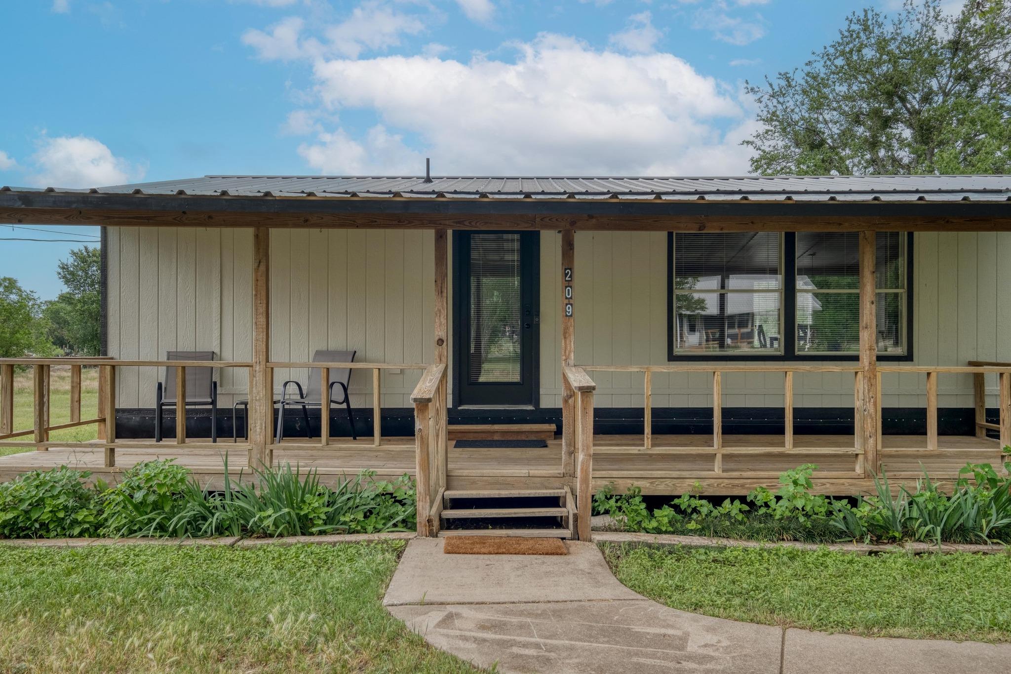 209 Fallwell ST, Liberty Hill, TX 78642