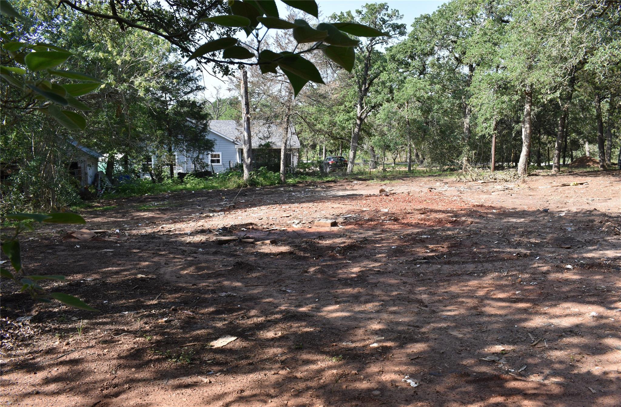 276 Arrowhead DR, Smithville, TX 78957