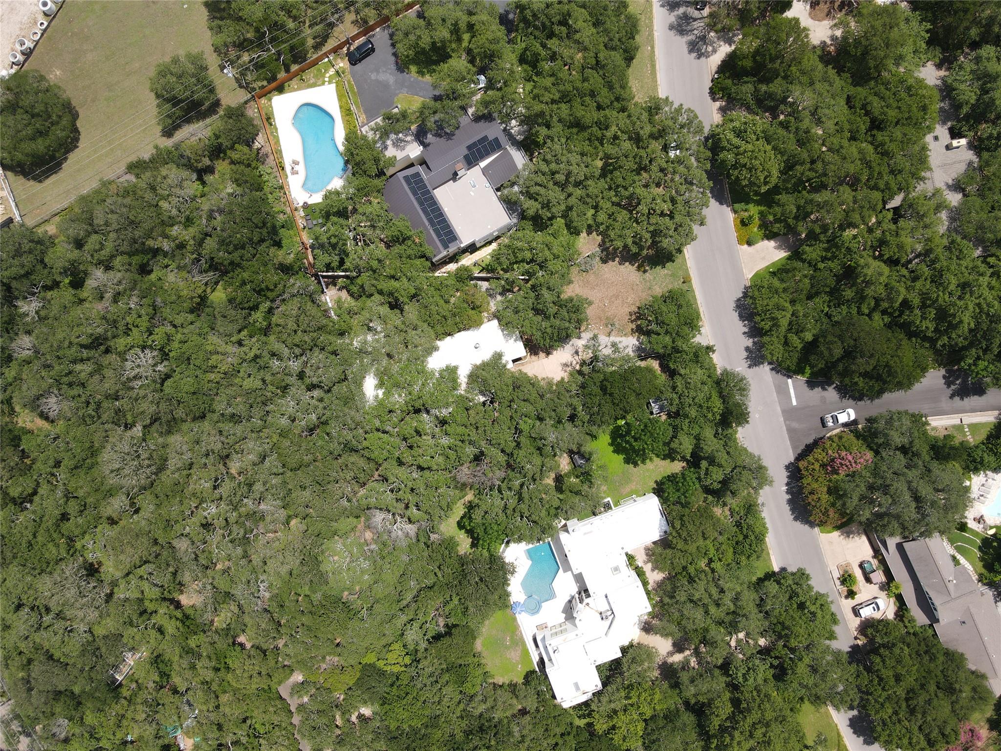 850 Forest View DR, West Lake Hills, TX 78746