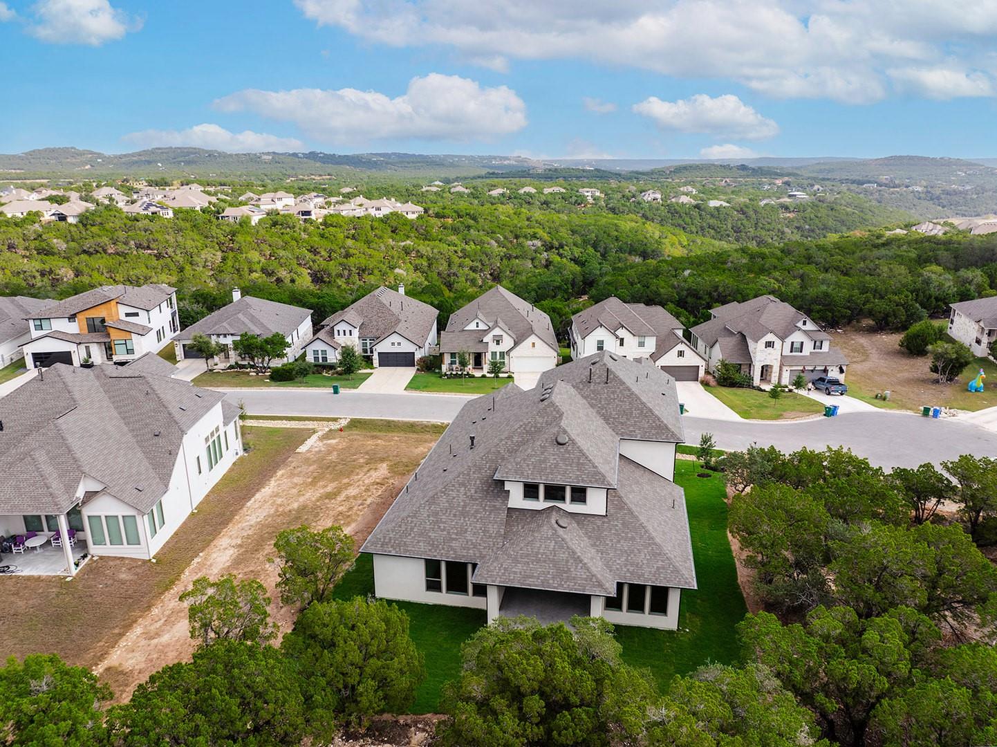 6716 Liberty Grotto CT, Lago Vista, TX 78645