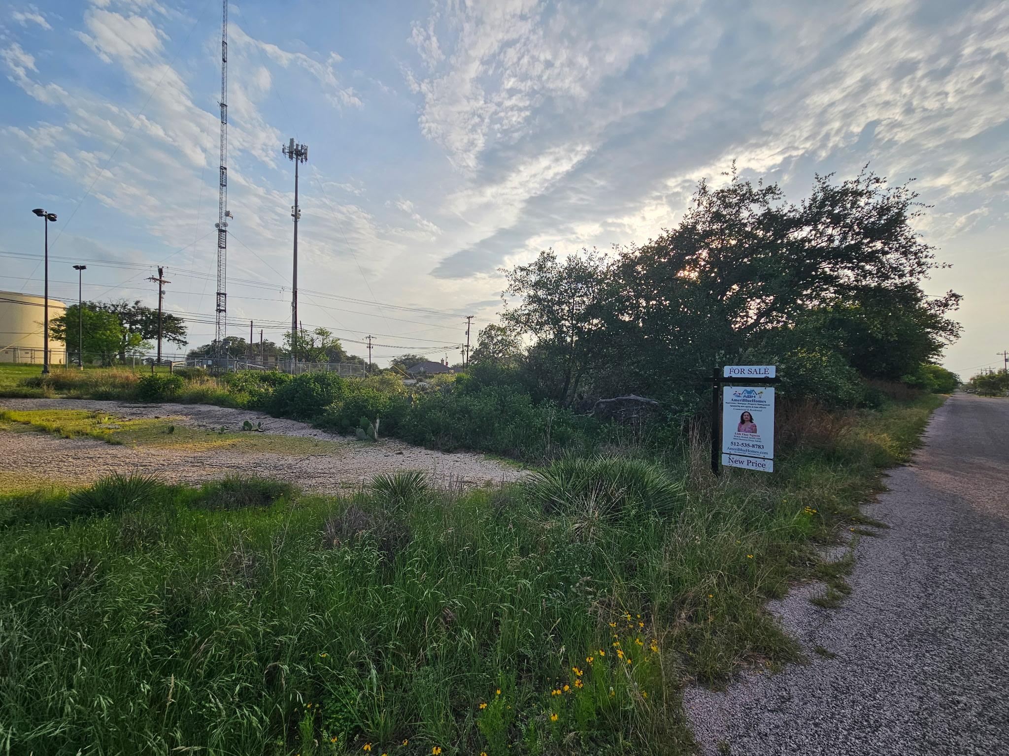 PID 17063 Sweetbriar DR, Granite Shoals, TX 78654