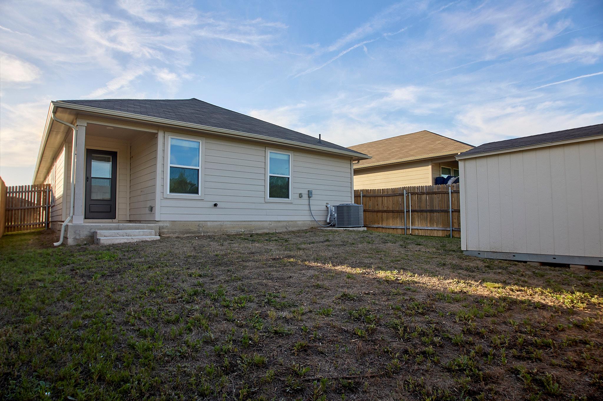 12008 Roving Ps, Elgin, TX 78621