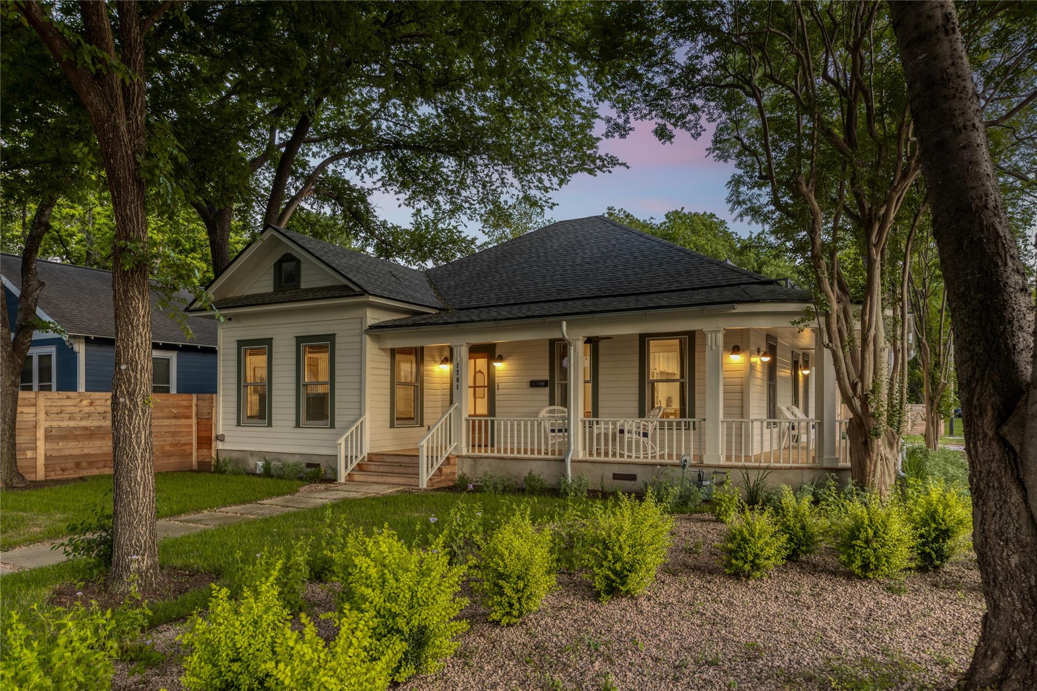 1701 Willow ST, Austin, TX 78702