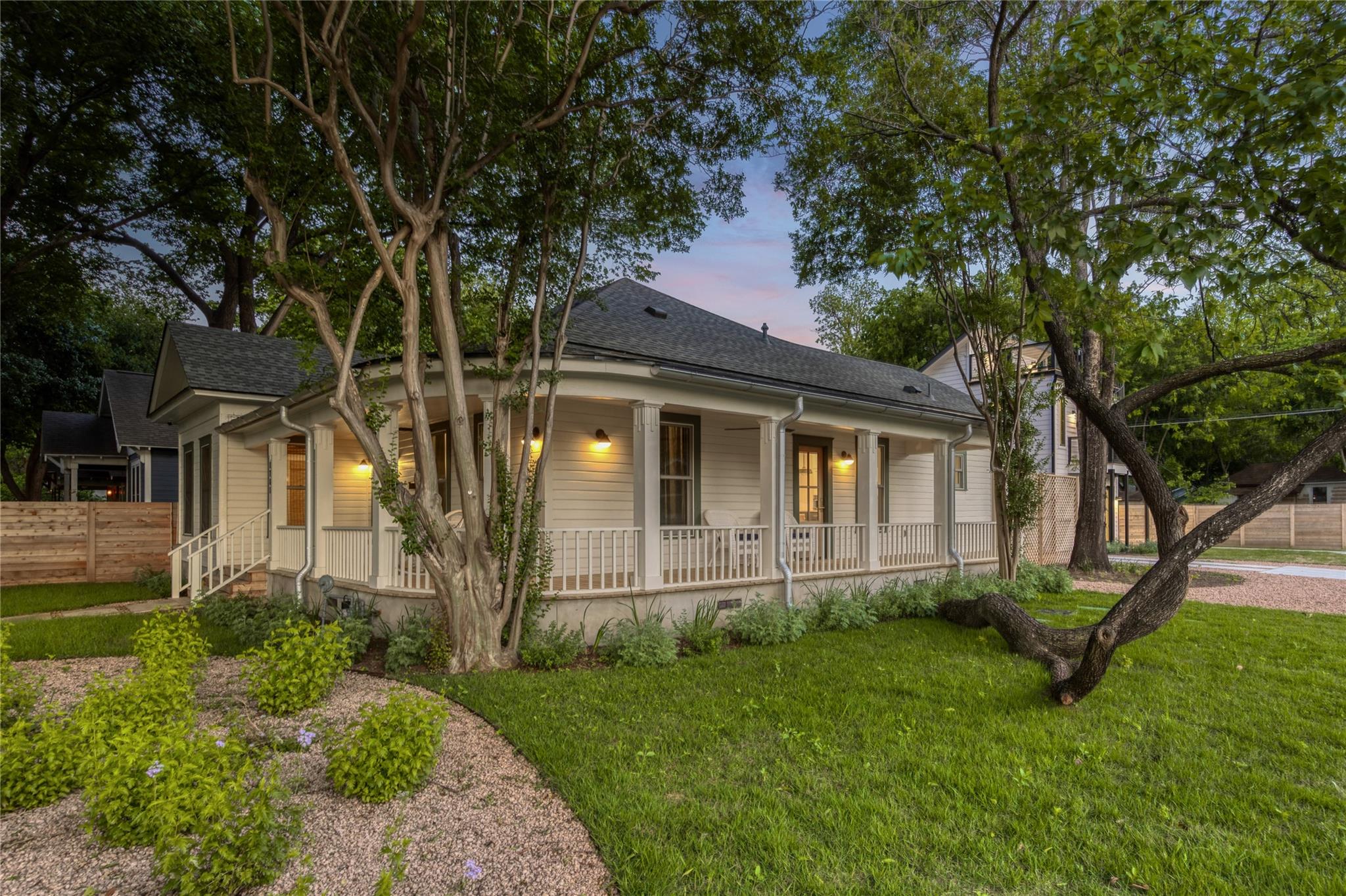 1701 Willow ST, Austin, TX 78702