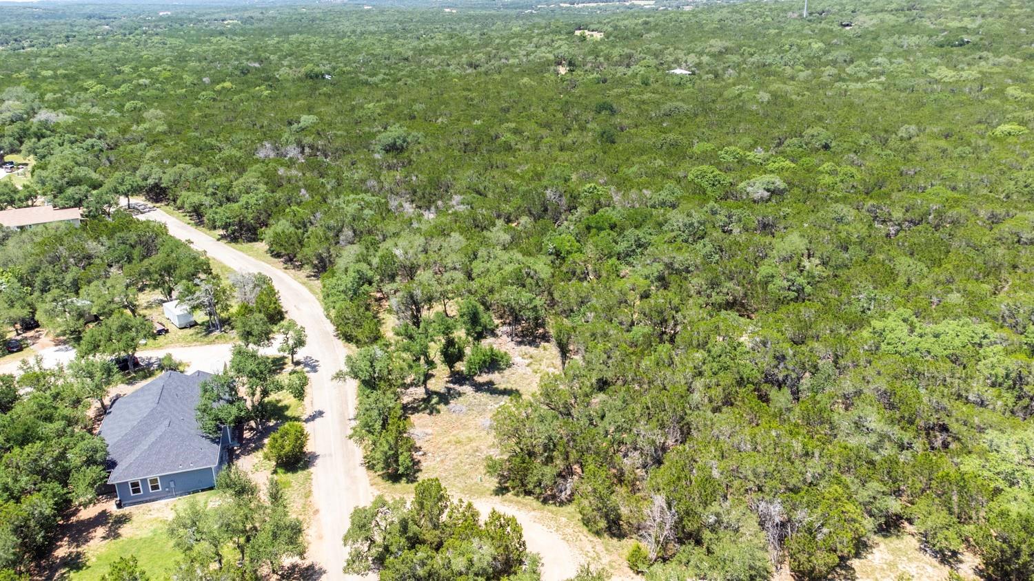 41 Persimmon DR, Wimberley, TX 78676