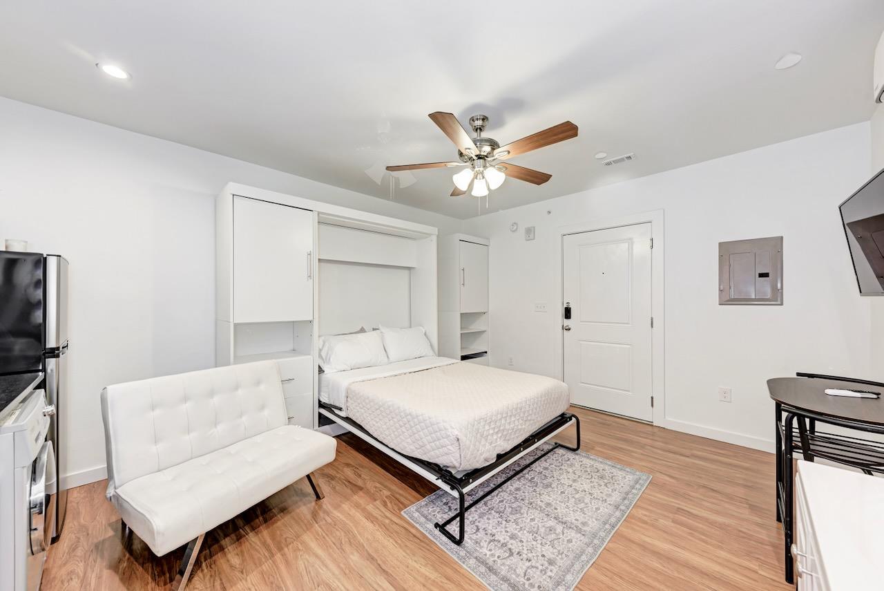 306 E 30th ST #205, Austin, TX 78705