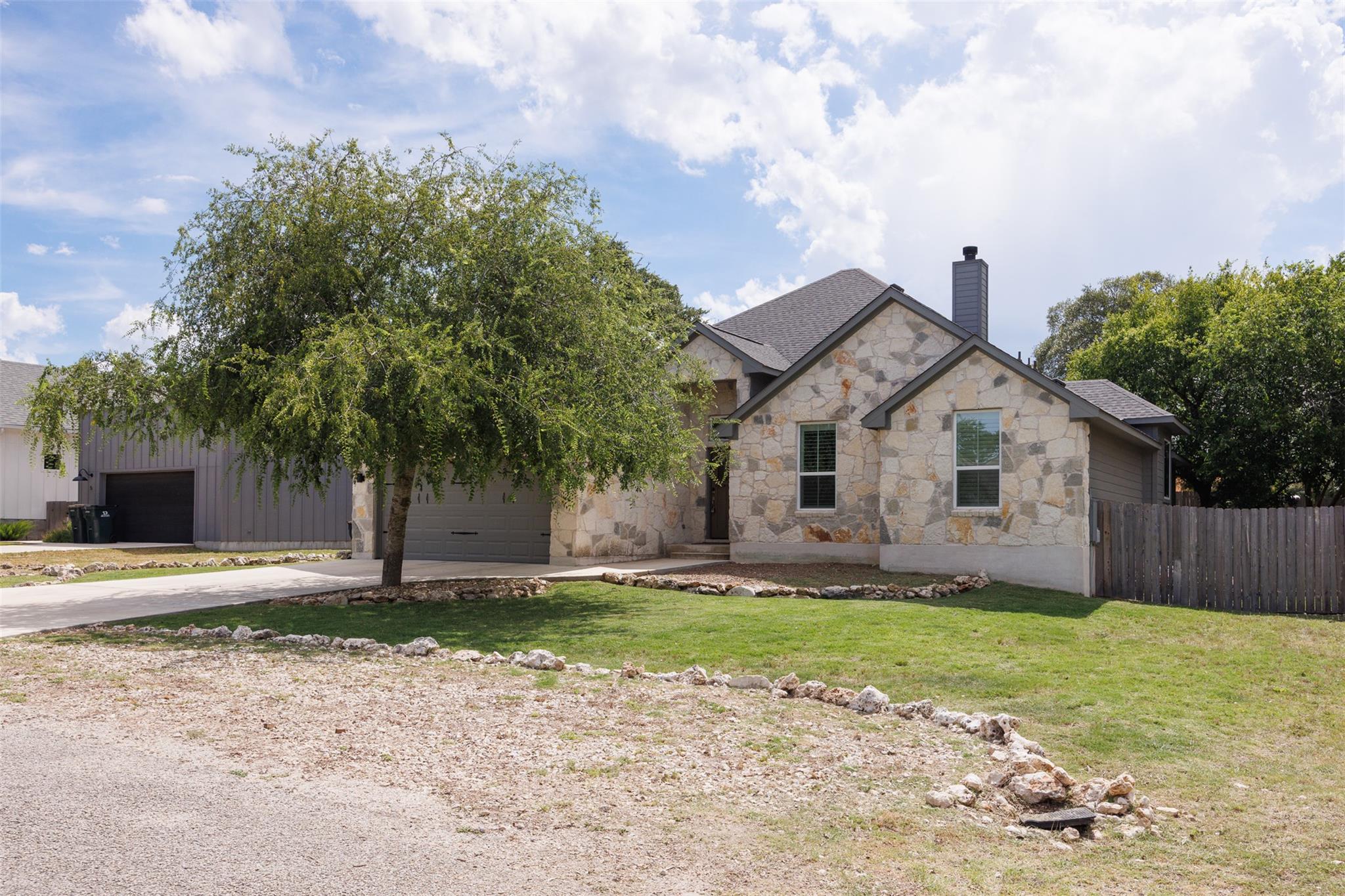 3 Cripple Creek CT, Wimberley, TX 78676