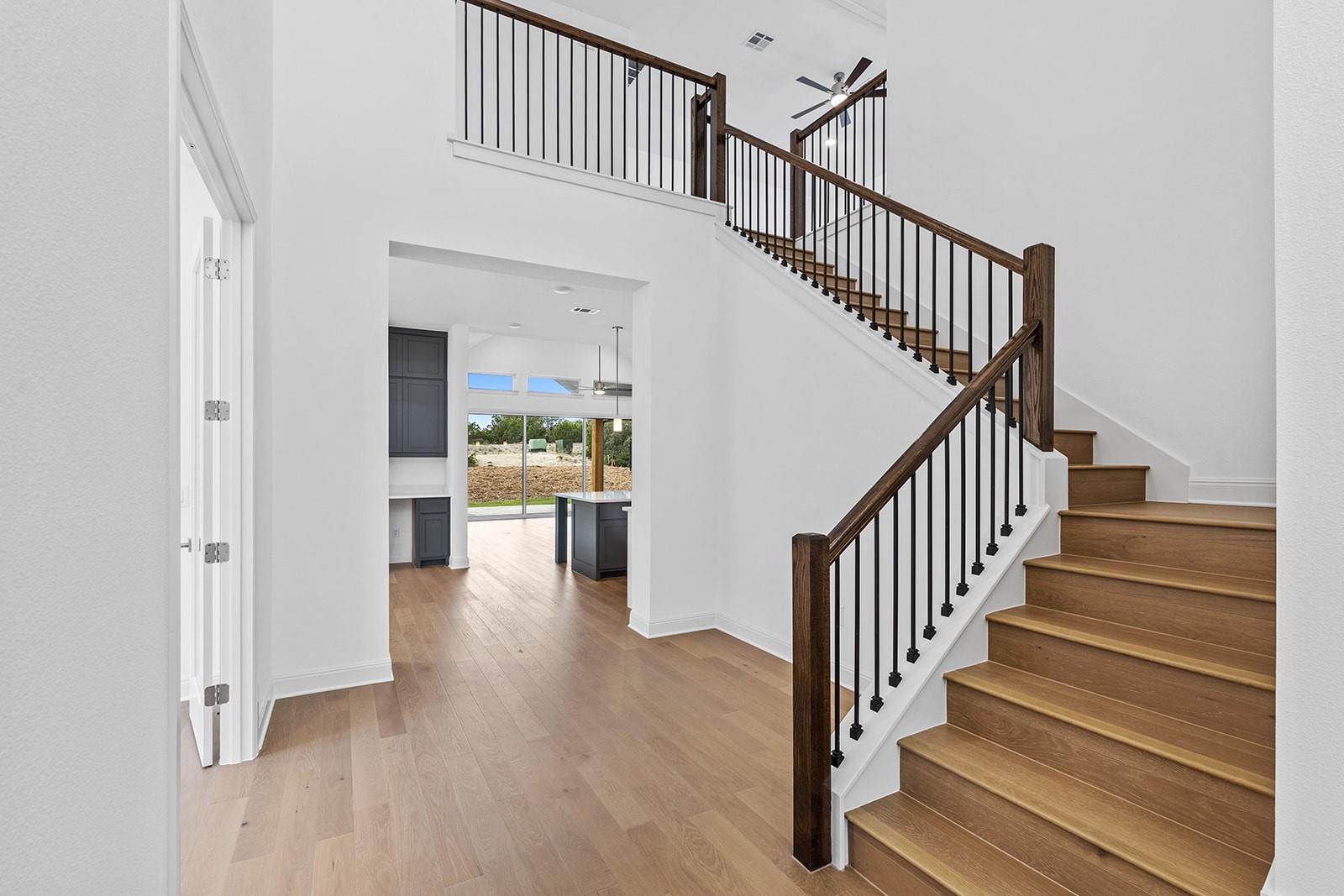 6808 Liberty Grotto CT, Lago Vista, TX 78645