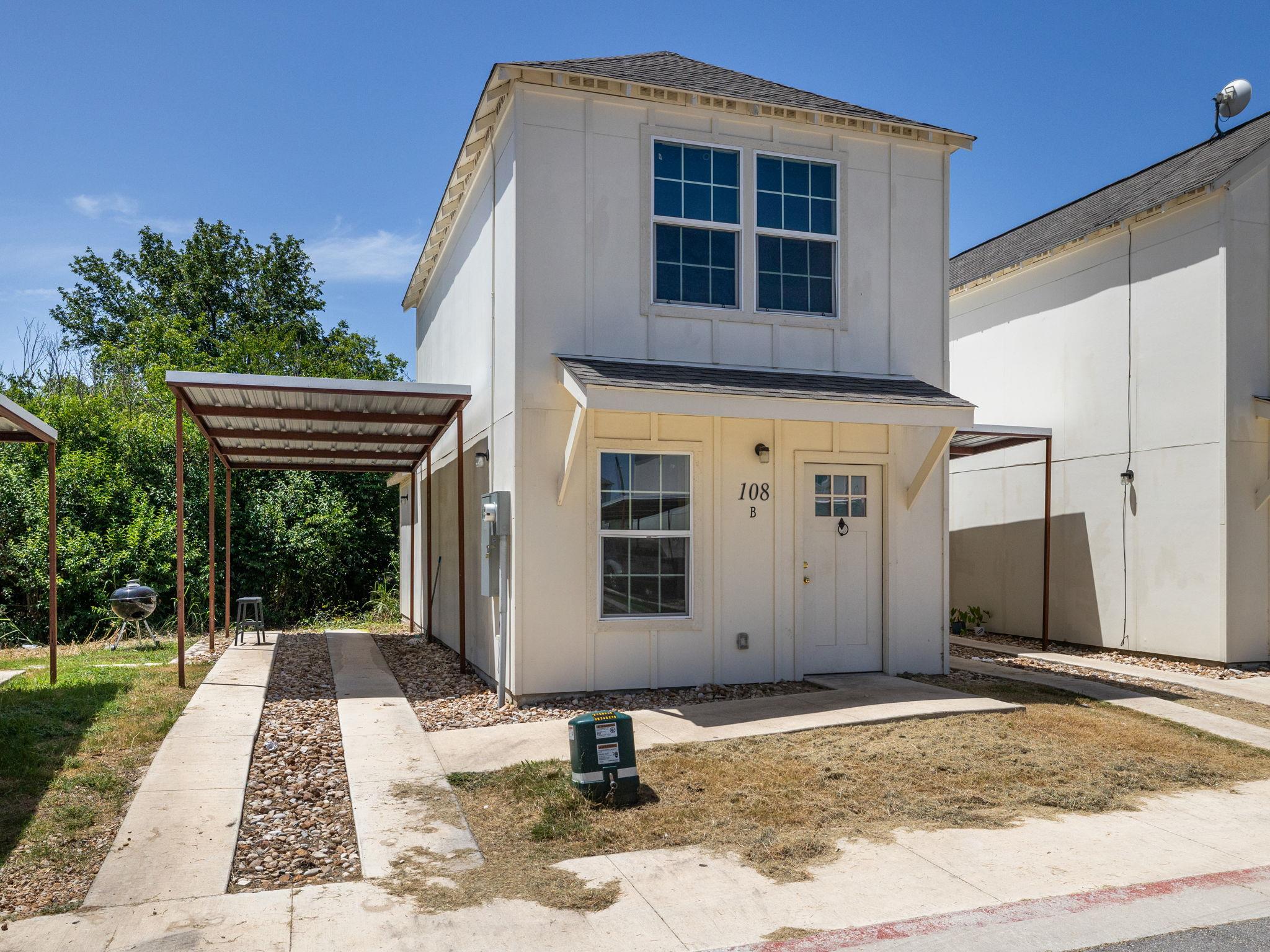 230 Debus DR #108 B, Taylor, TX 76574