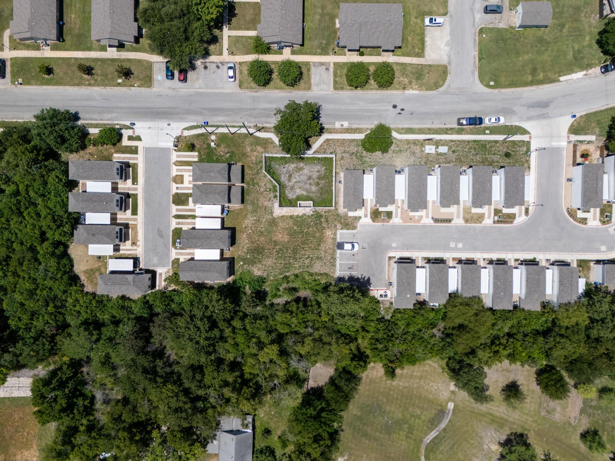 350 Debus DR #205 A, Taylor, TX 76574
