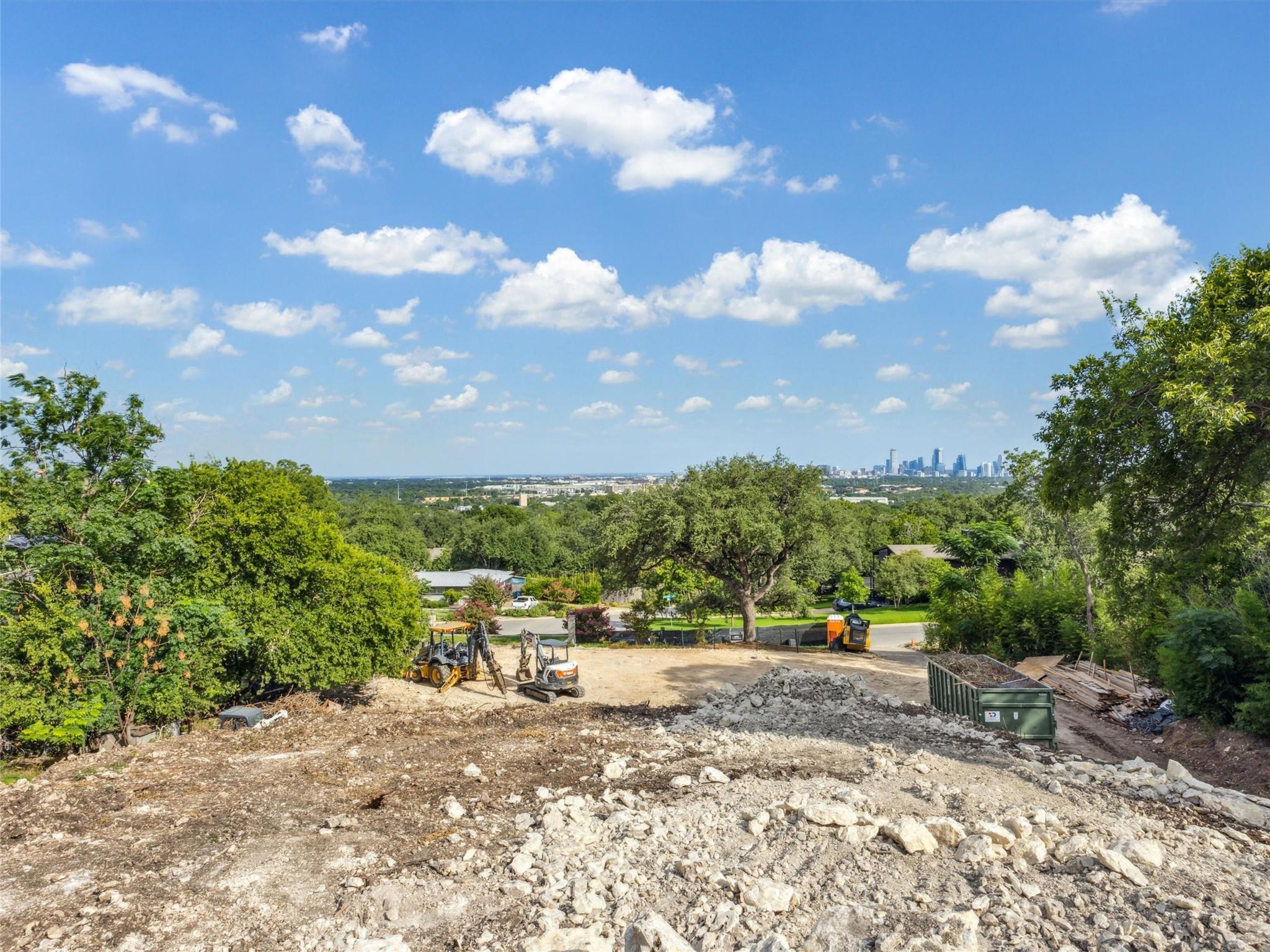 4616 Crestway DR, Austin, TX 78731