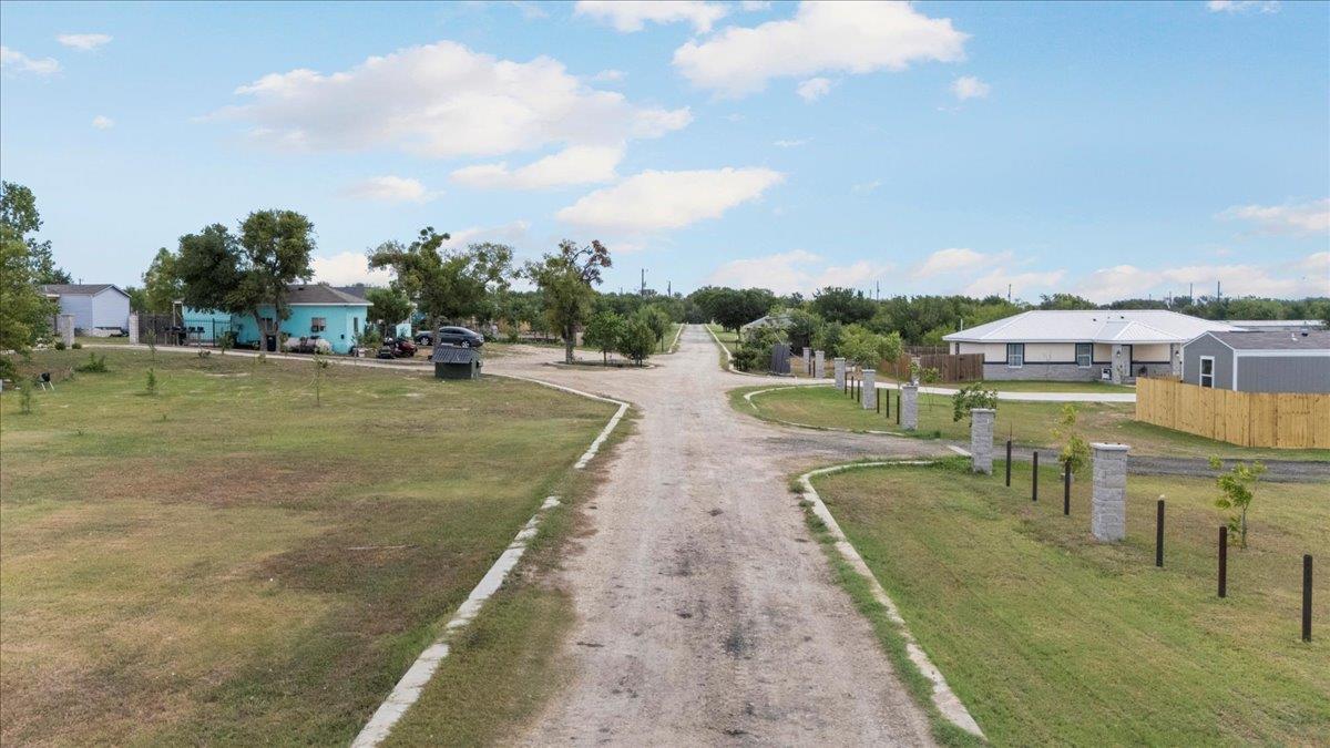 9231 Williamson RD, Buda, TX 78610