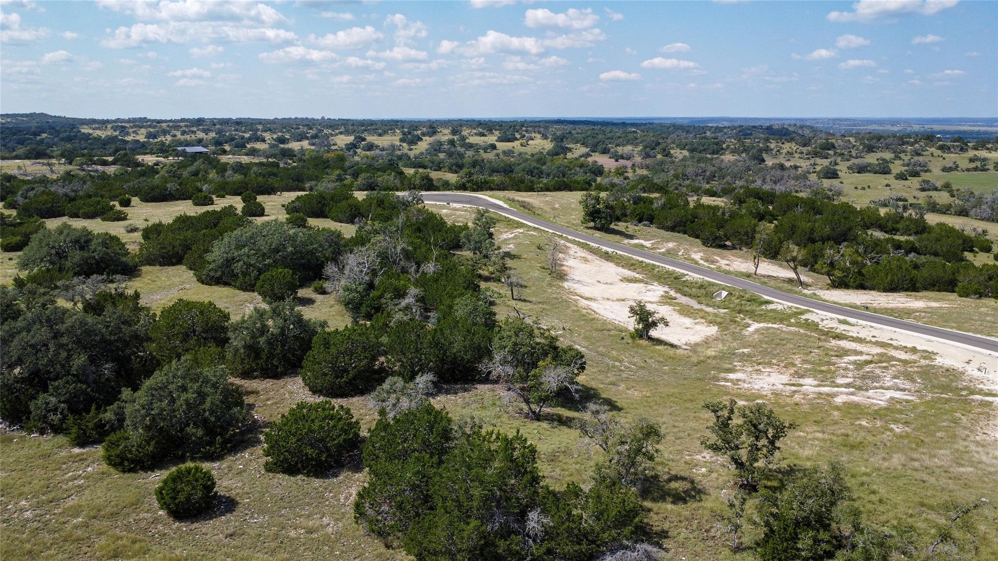 39 Buckskin Pa, Fredericksburg, TX 78624