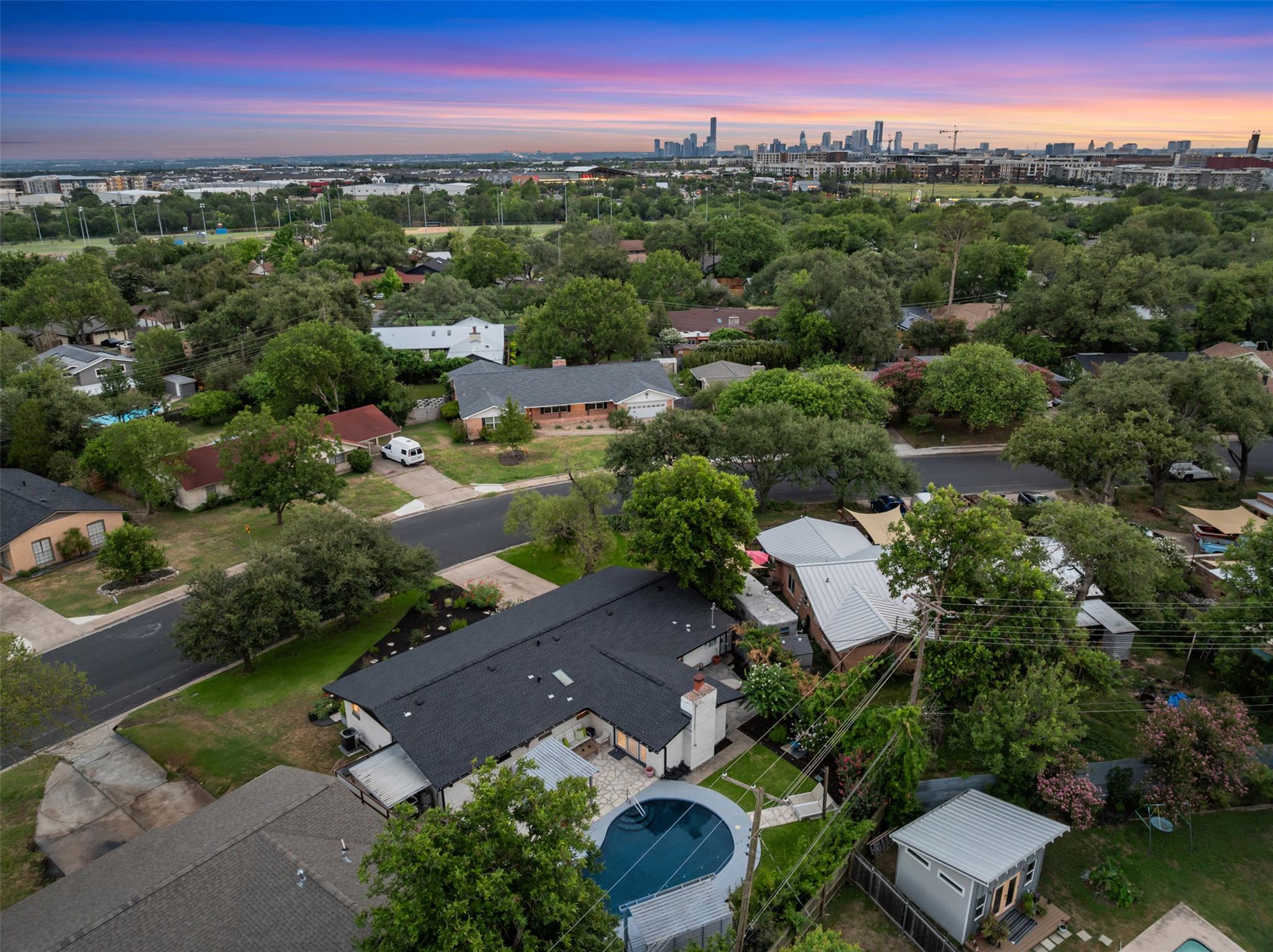 1806 Rogge LN, Austin, TX 78723